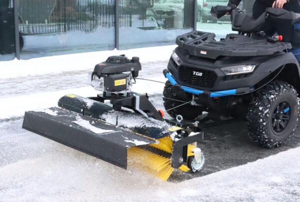SHARK Professionelle Kehrbürsten für ATV - UTV, Motor HONDA
